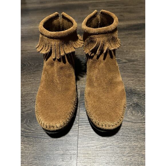 MINNETONKA Womens Moccasins Sz 7 Brown Suede Fringe Zip Ankle Boots - Picture 2 of 9
